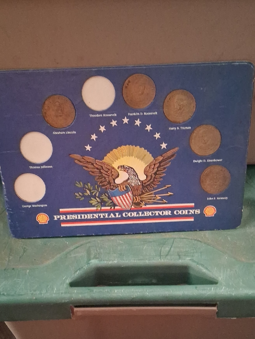 Presidential Collector Coins Display Board in Blue